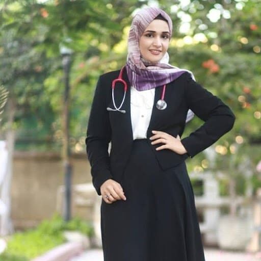 cropped heba najar